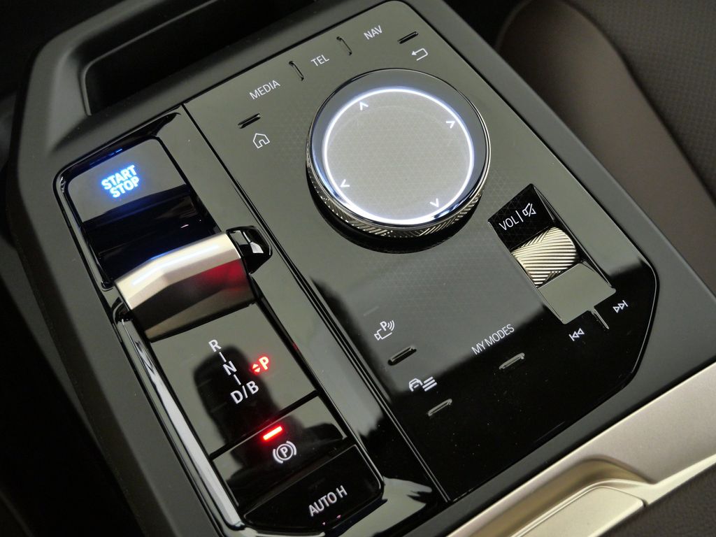 Thumbnail: 2026 BMW iX - 48