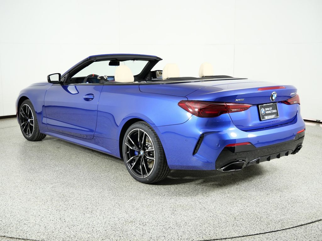 Thumbnail: 2026 BMW 4 Series - 14