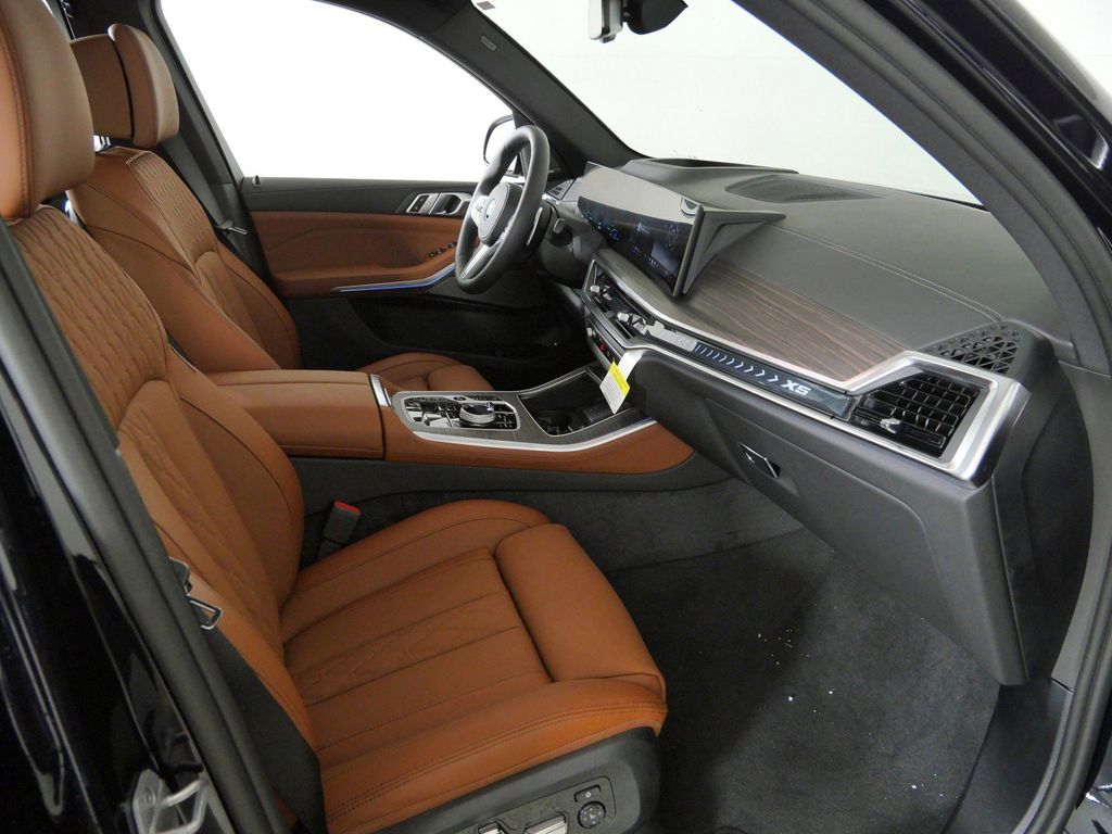 Thumbnail: 2026 BMW X5 - 20