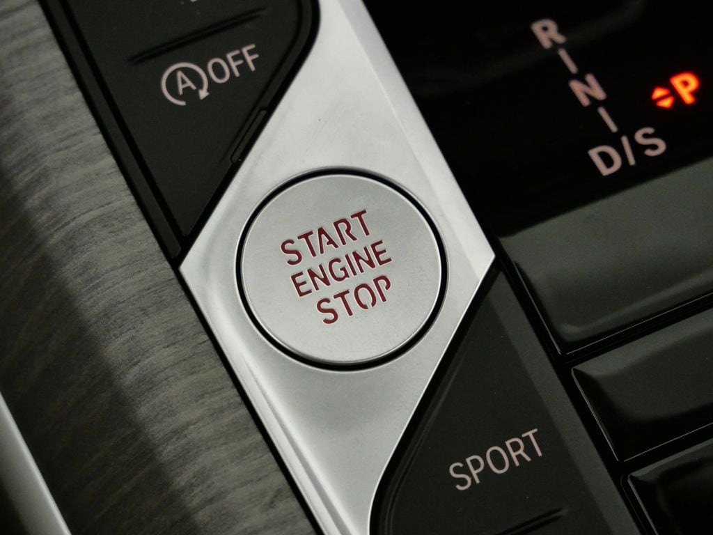 Thumbnail: 2026 BMW 3 Series - 45