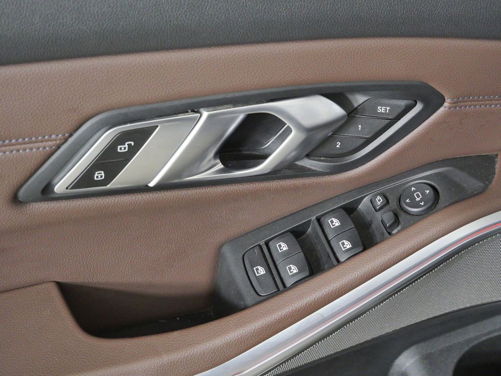 Thumbnail: 2020 BMW 3 Series - 36