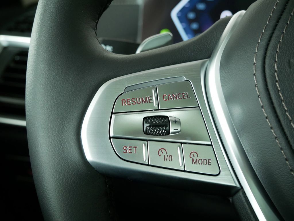 Thumbnail: 2026 BMW X7 - 39