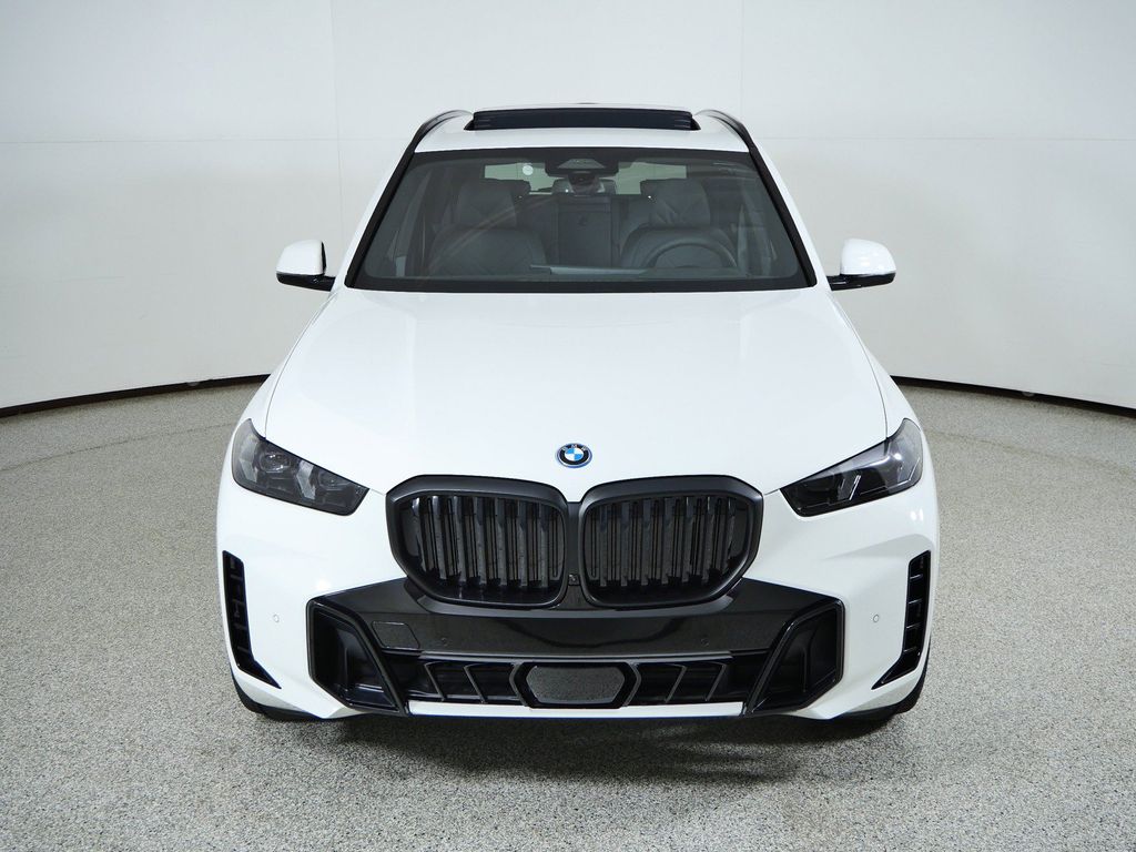 Thumbnail: 2026 BMW X5 - 16