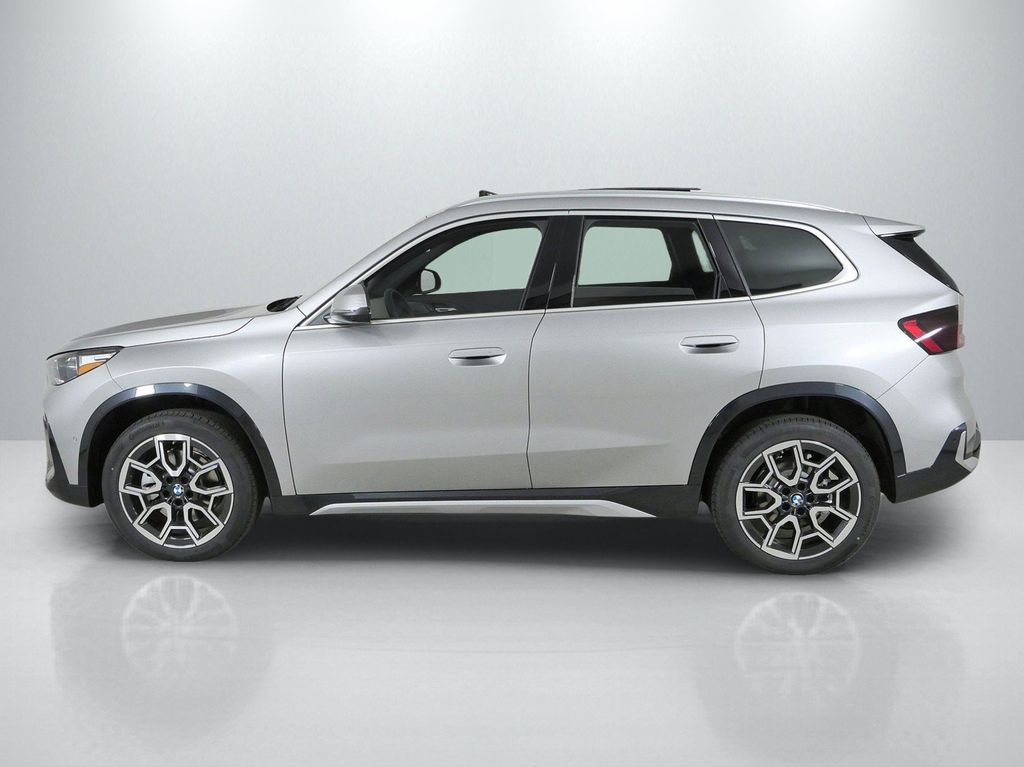 Thumbnail: 2026 BMW X1 - 15