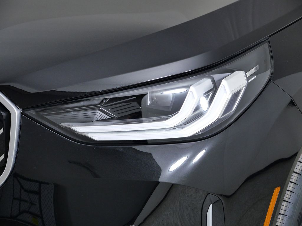 Thumbnail: 2026 BMW X3 - 3