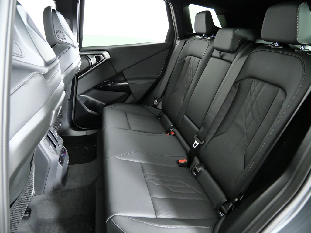 Thumbnail: 2026 BMW X3 - 31