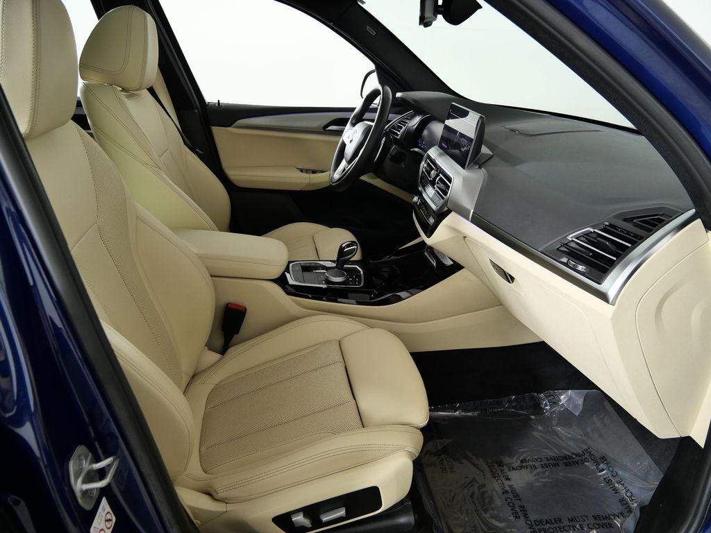 Thumbnail: 2022 BMW X3 - 24