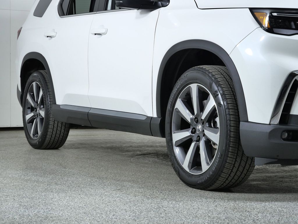 Thumbnail: 2025 Honda Pilot - 7