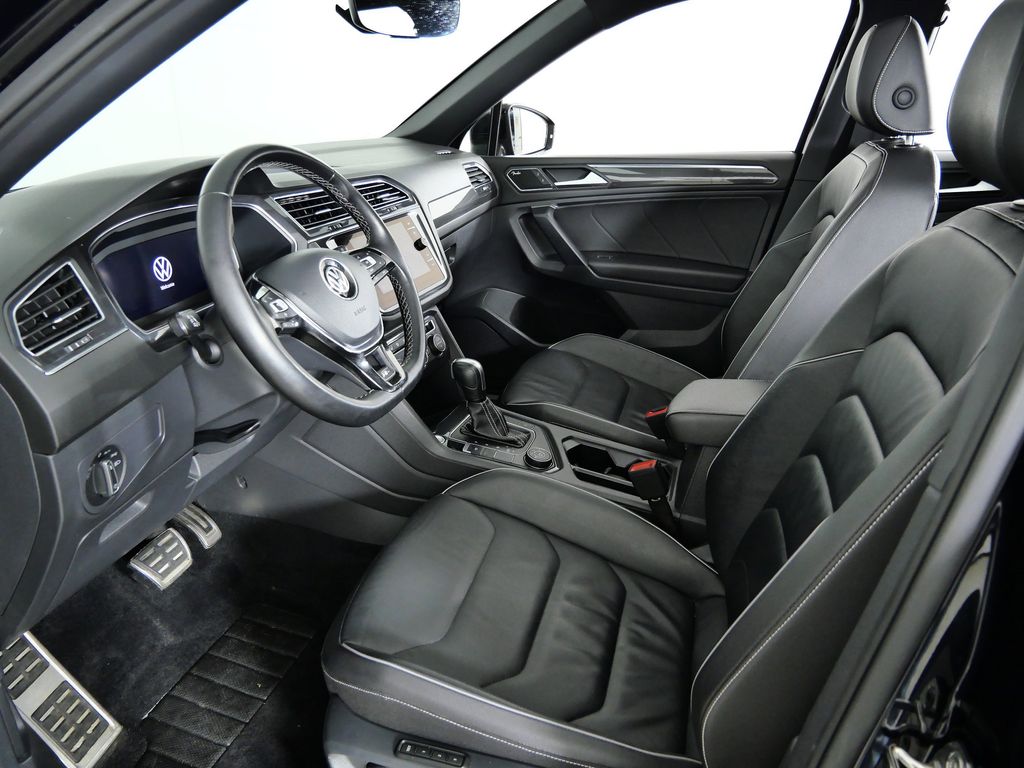 Thumbnail: 2021 Volkswagen Tiguan - 34