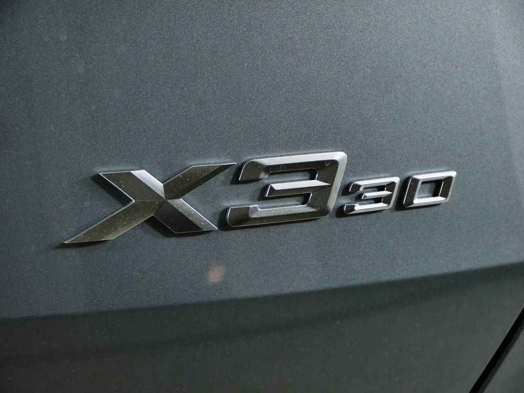 Thumbnail: 2025 BMW X3 - 12