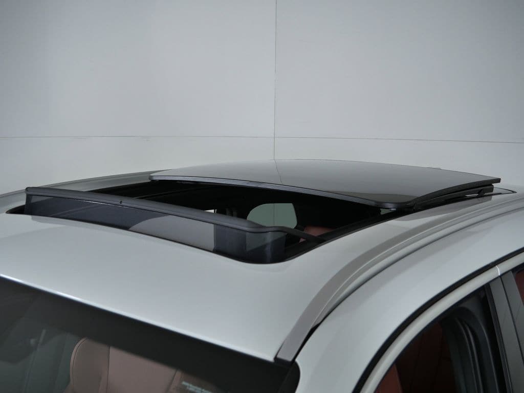 Thumbnail: 2026 BMW X1 - 18