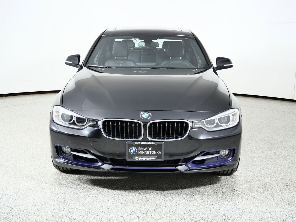 Thumbnail: 2013 BMW 3 Series - 3