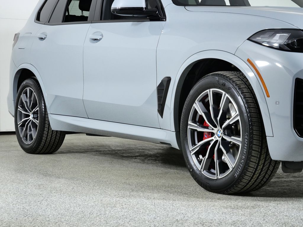 Thumbnail: 2024 BMW X5 - 8