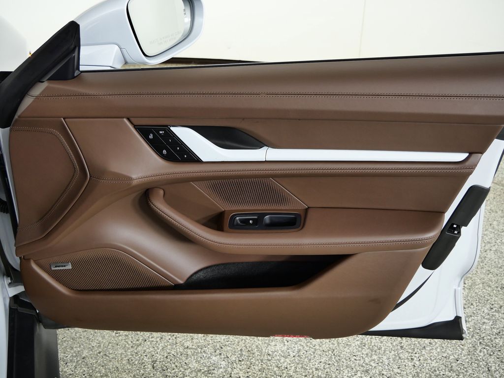 Thumbnail: 2024 Porsche Taycan - 20