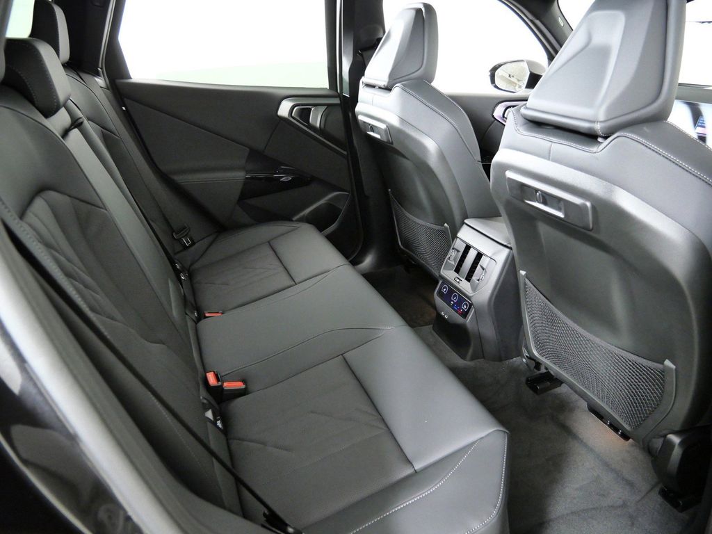 Thumbnail: 2026 BMW X3 - 25