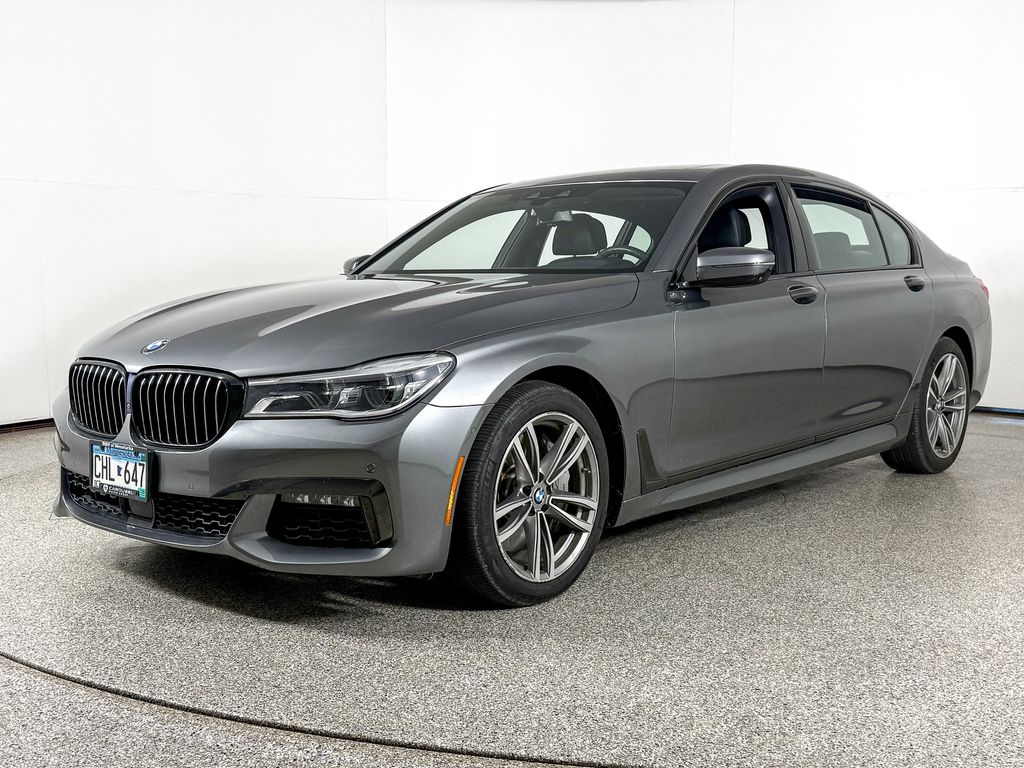 Thumbnail: 2019 BMW 7 Series - 1