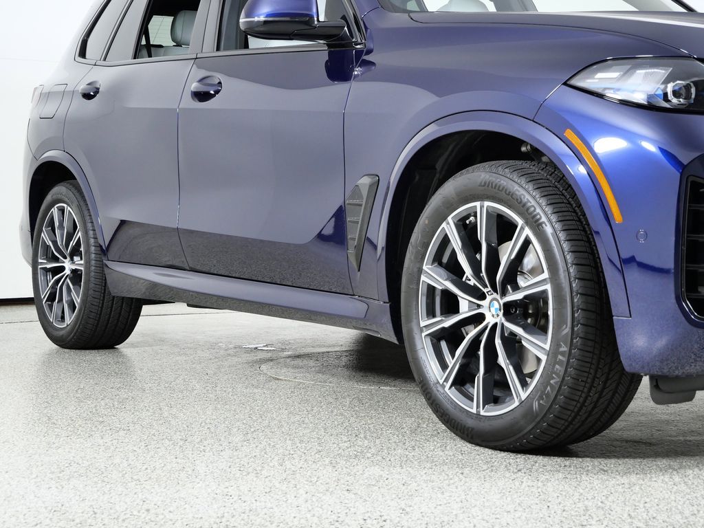 Thumbnail: 2026 BMW X5 - 7