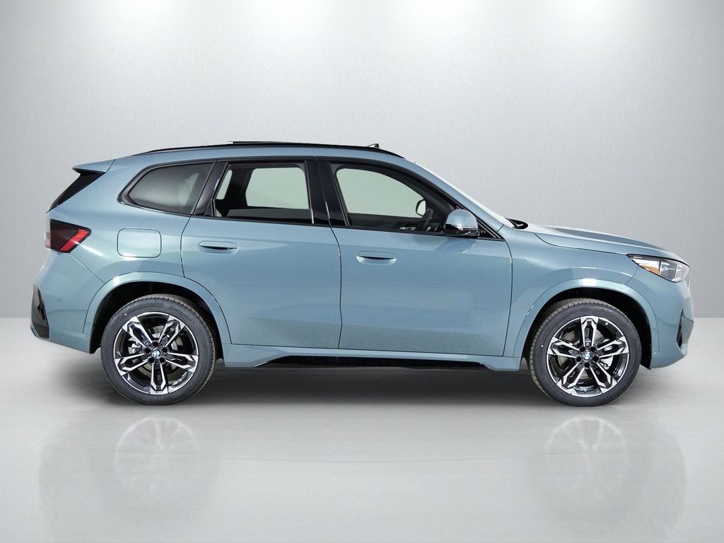 Thumbnail: 2026 BMW X1 - 8
