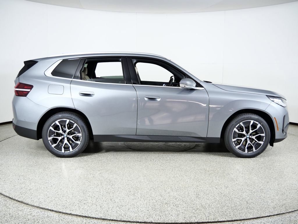 Thumbnail: 2026 BMW X3 - 10