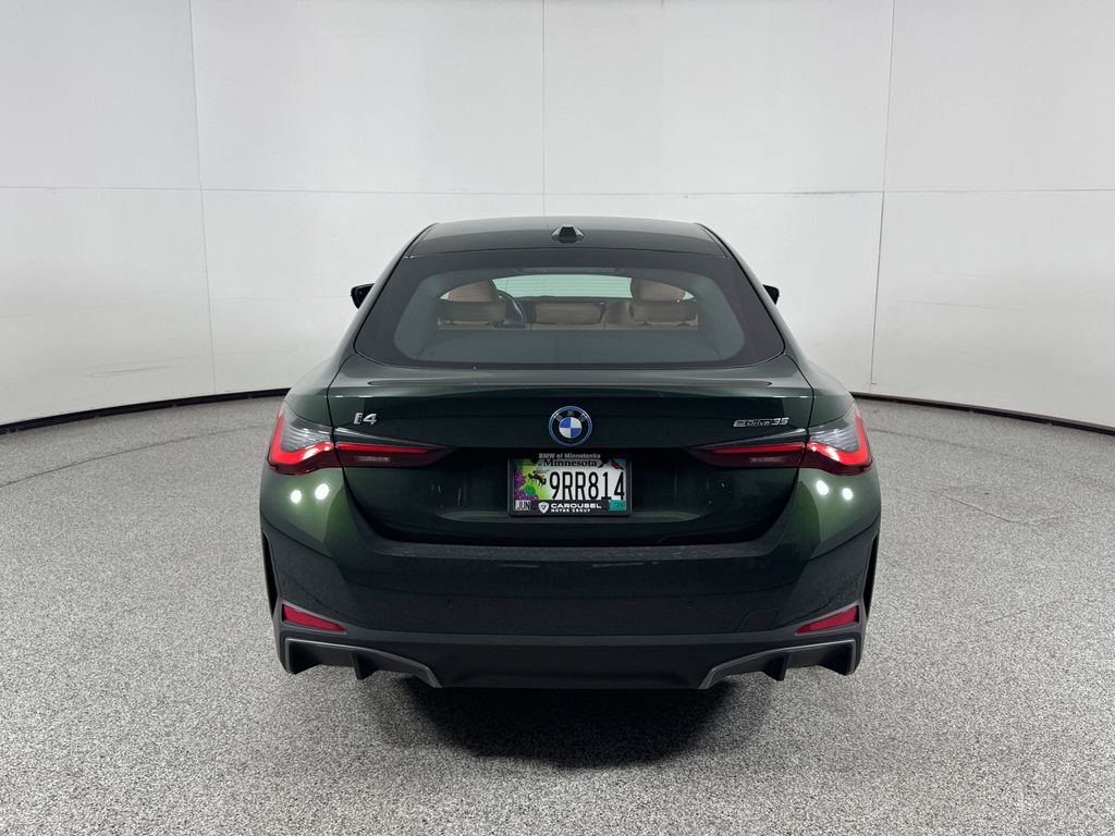 Thumbnail: 2023 BMW i4 - 6