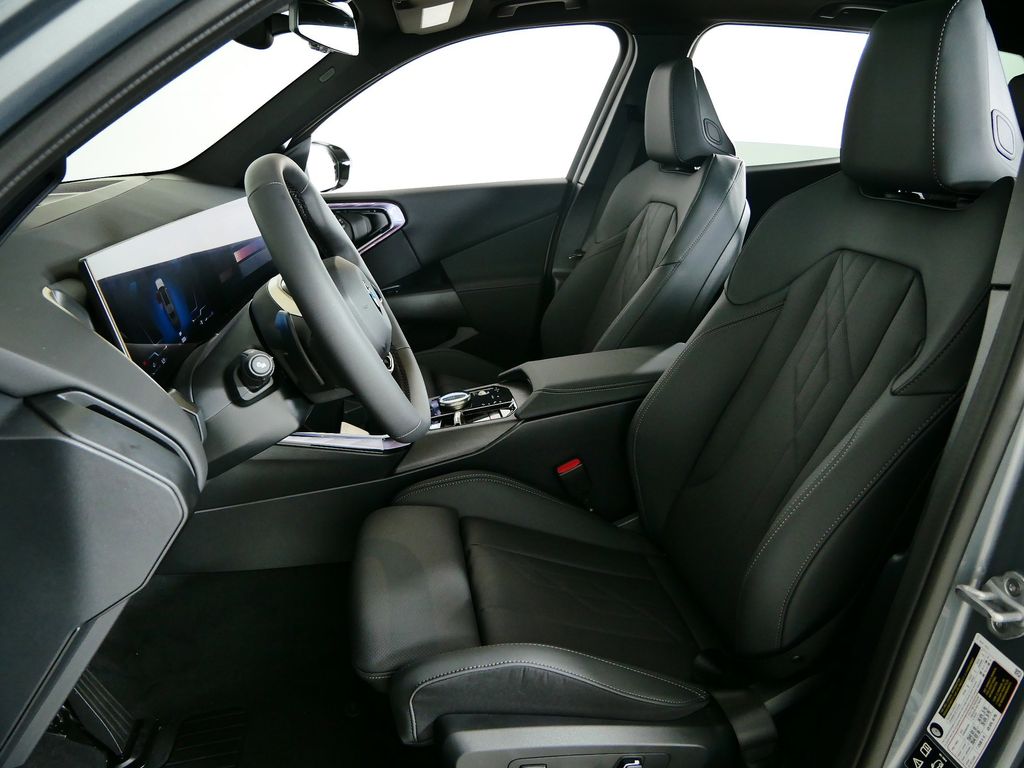 Thumbnail: 2025 BMW X3 - 31