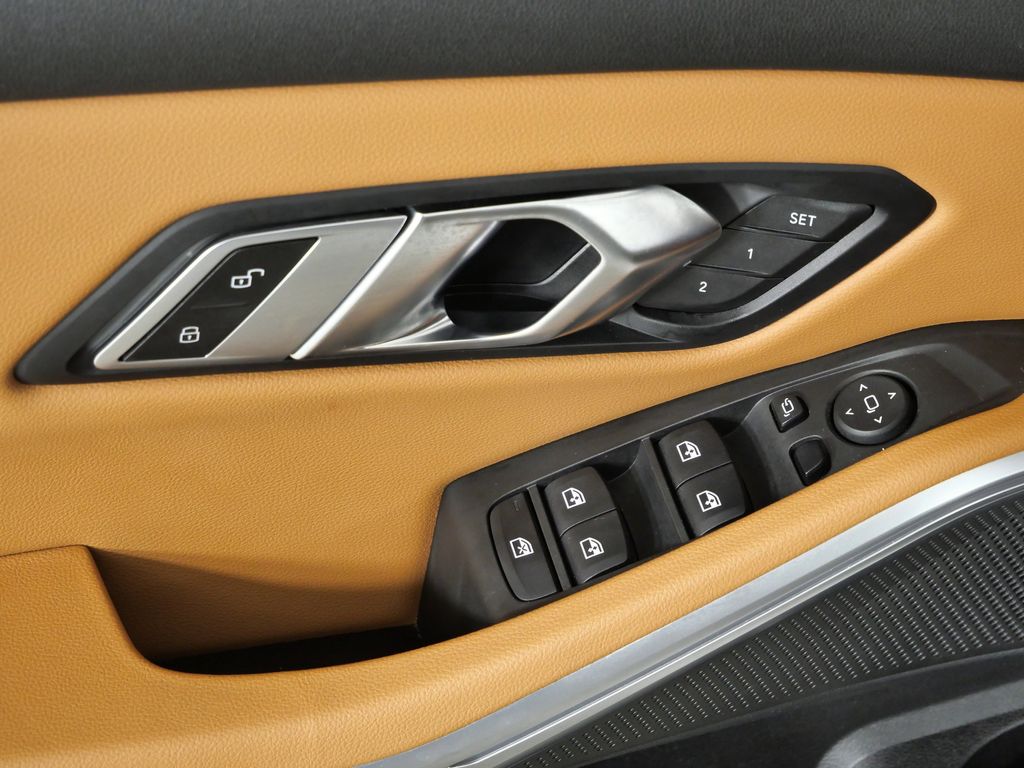 Thumbnail: 2023 BMW 3 Series - 39