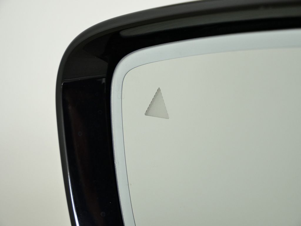 Thumbnail: 2026 BMW i4 - 37