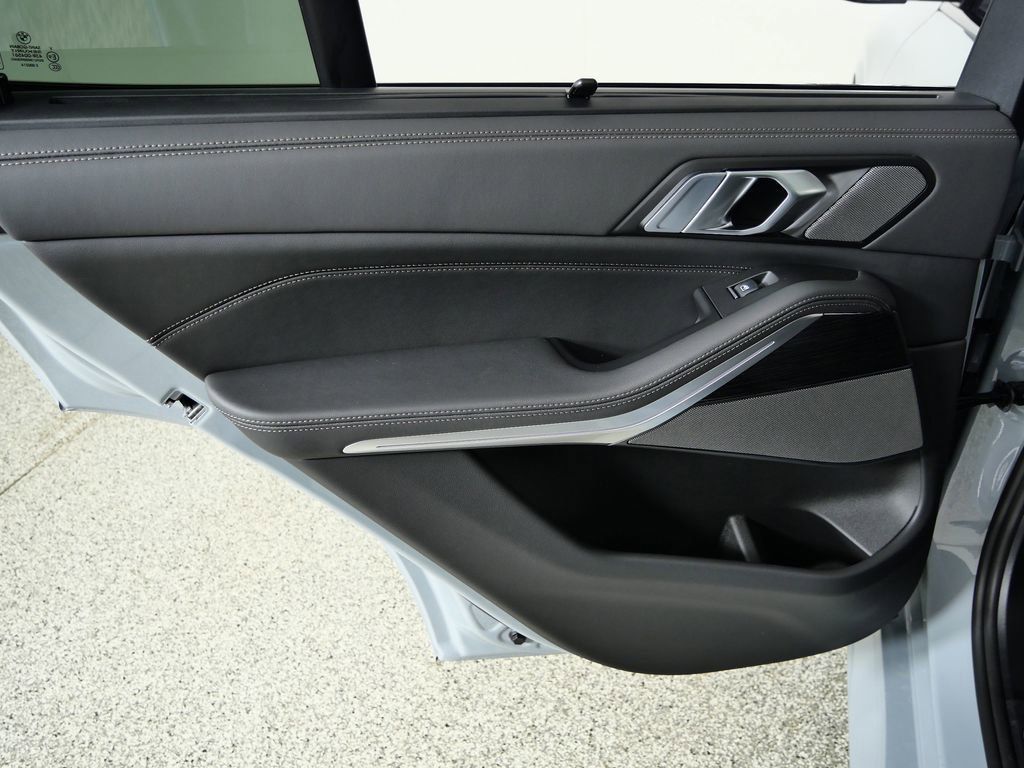 Thumbnail: 2026 BMW X5 - 33