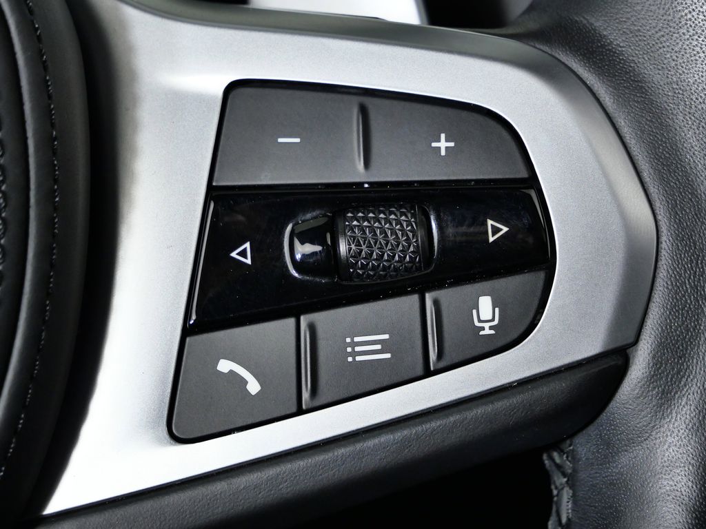 Thumbnail: 2021 BMW 3 Series - 42