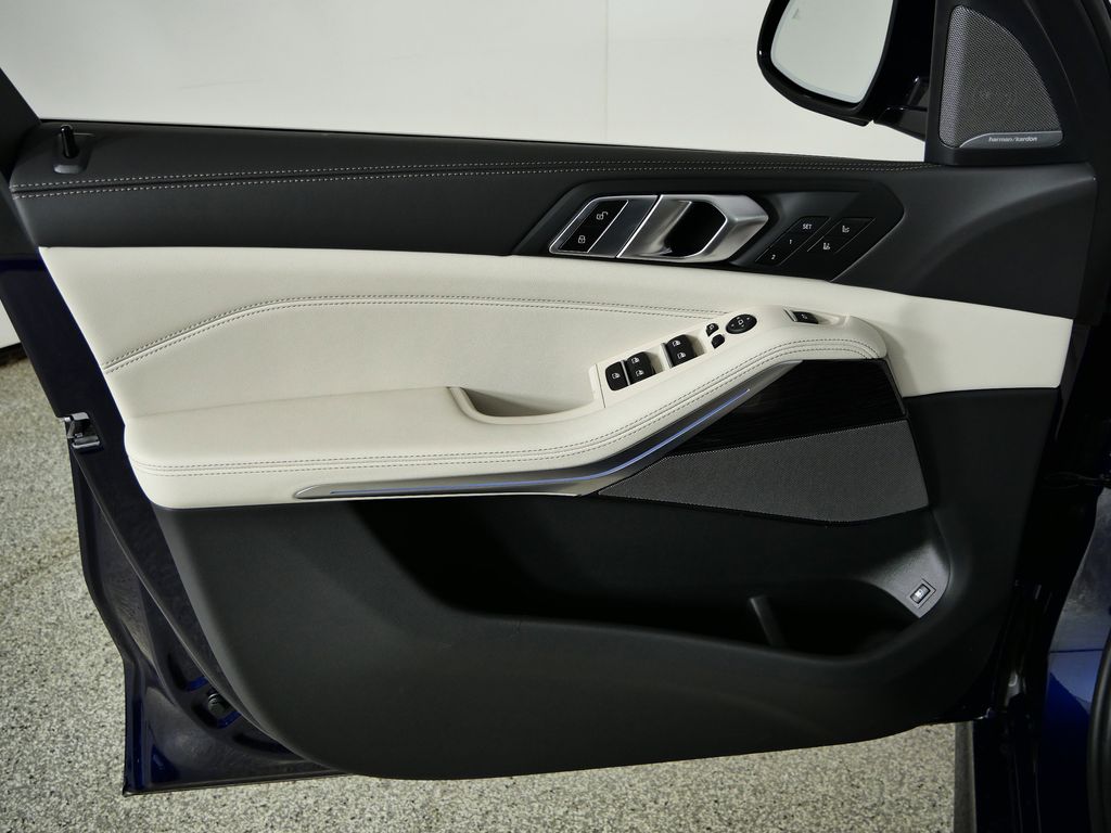 Thumbnail: 2026 BMW X5 - 34