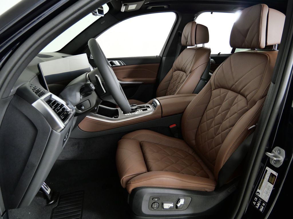 Thumbnail: 2026 BMW X5 - 36