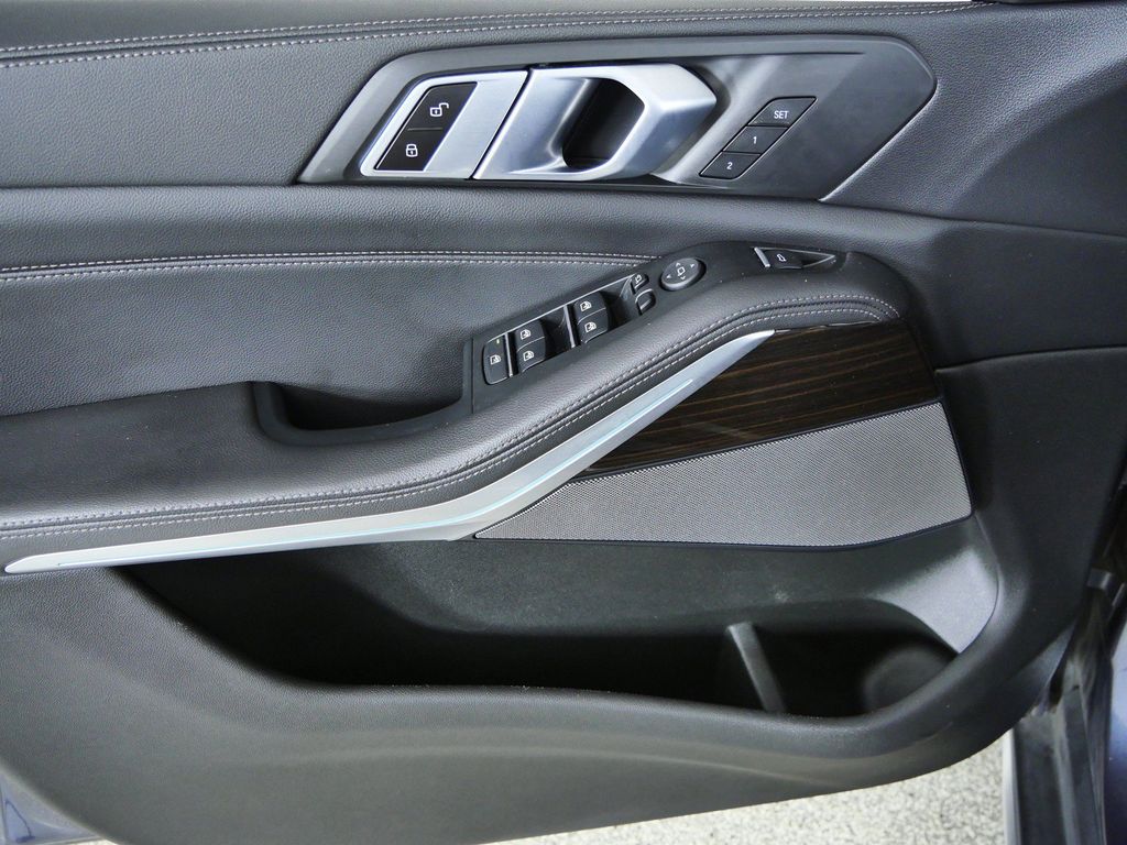Thumbnail: 2020 BMW X5 - 33