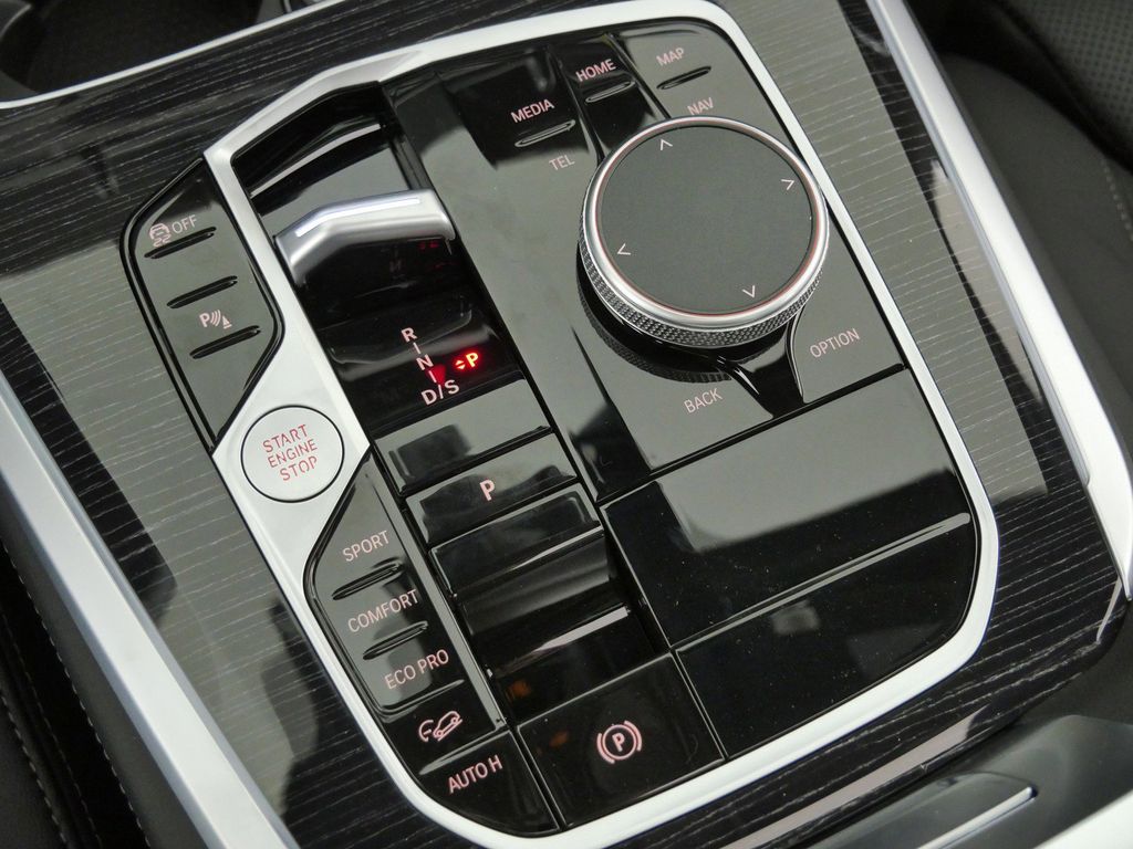 Thumbnail: 2026 BMW X5 - 48
