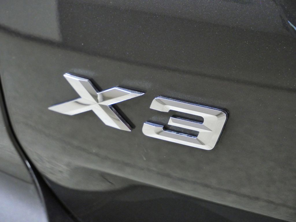 Thumbnail: 2024 BMW X3 - 16