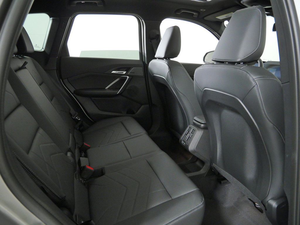 Thumbnail: 2026 BMW X1 - 24