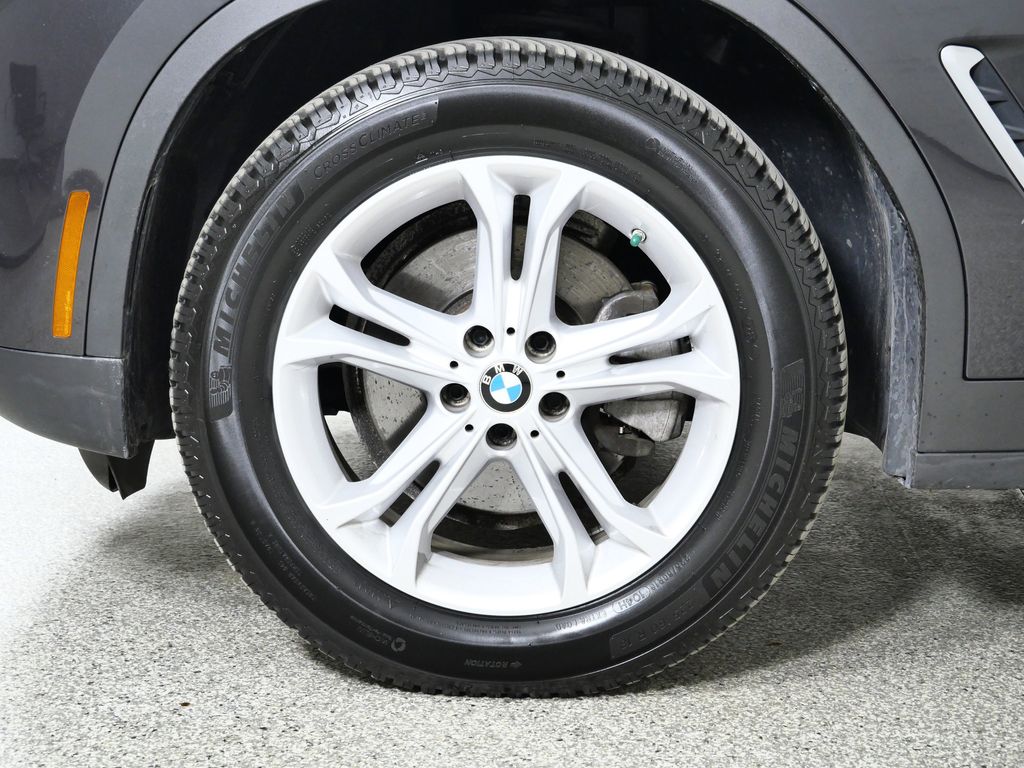 Thumbnail: 2021 BMW X3 - 18