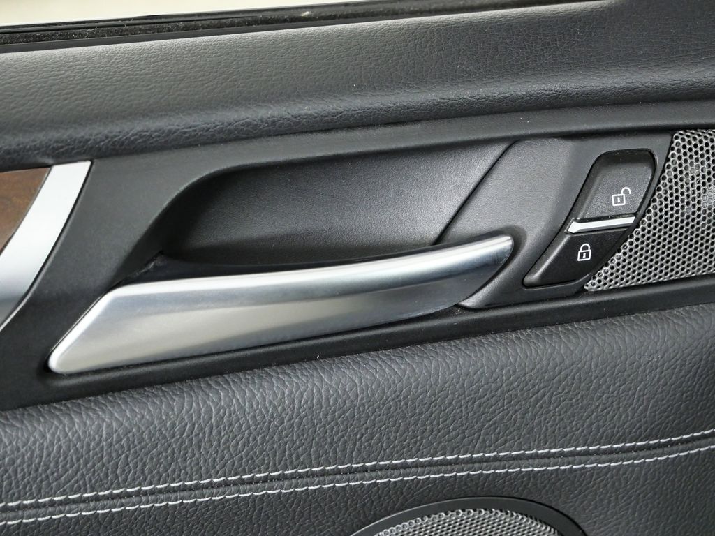 Thumbnail: 2016 BMW X3 - 37