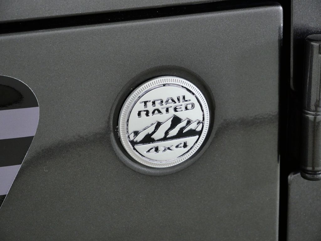 Thumbnail: 2019 Jeep Wrangler - 13