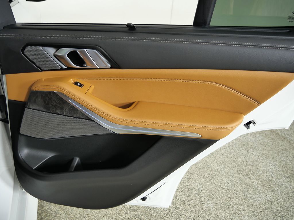 Thumbnail: 2026 BMW X5 - 25