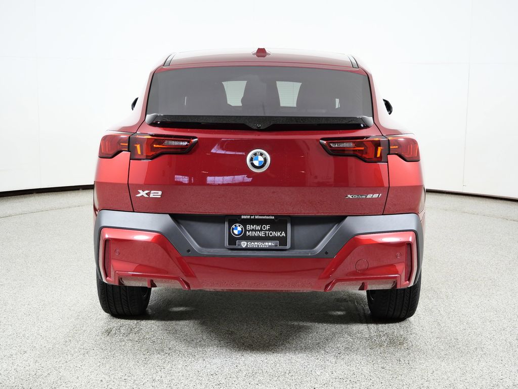 Thumbnail: 2026 BMW X2 - 10