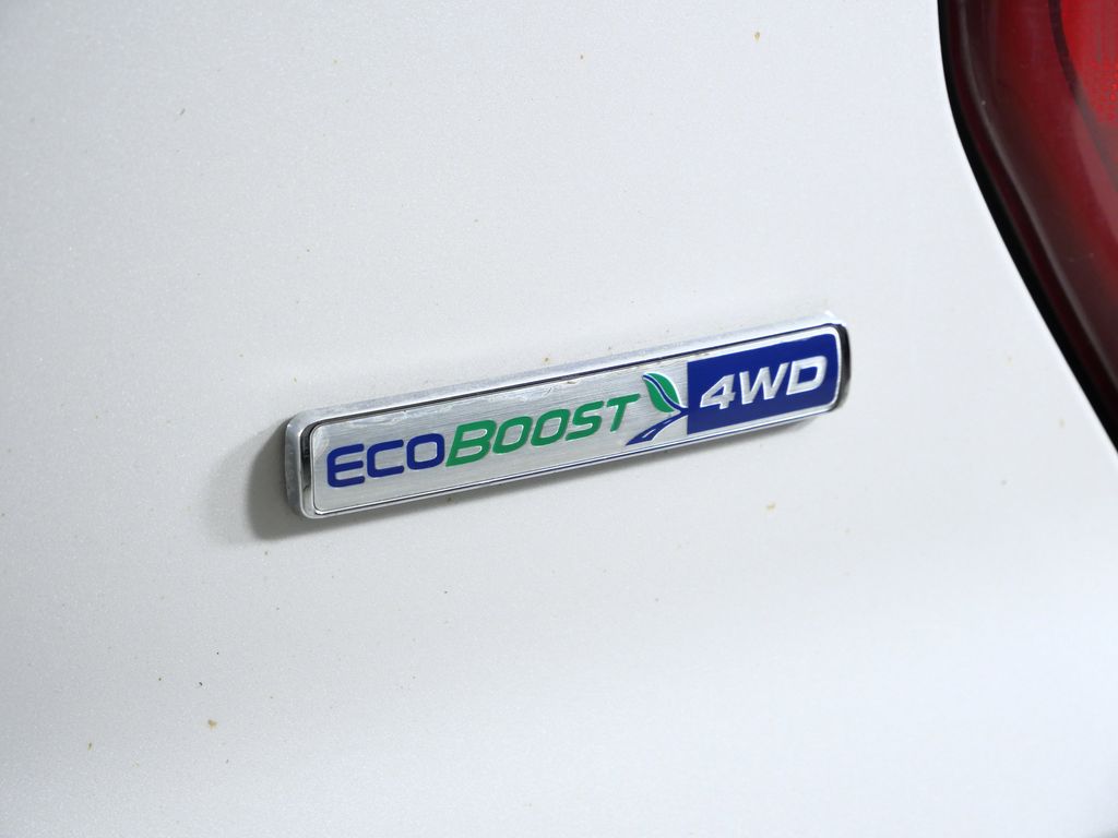 Thumbnail: 2016 Ford Explorer - 13