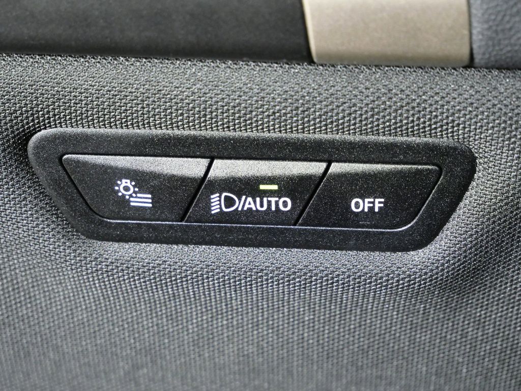 Thumbnail: 2024 BMW iX - 43