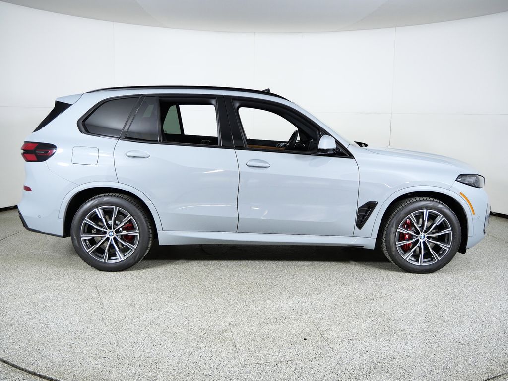 Thumbnail: 2026 BMW X5 - 8