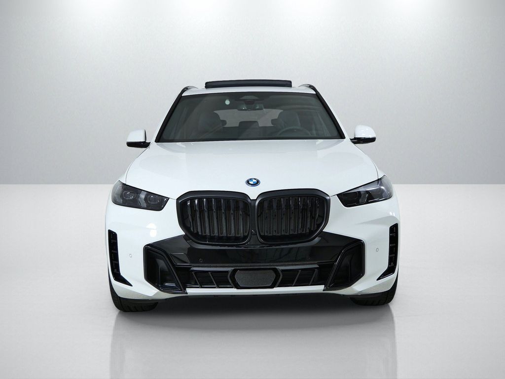 Thumbnail: 2026 BMW X5 - 2