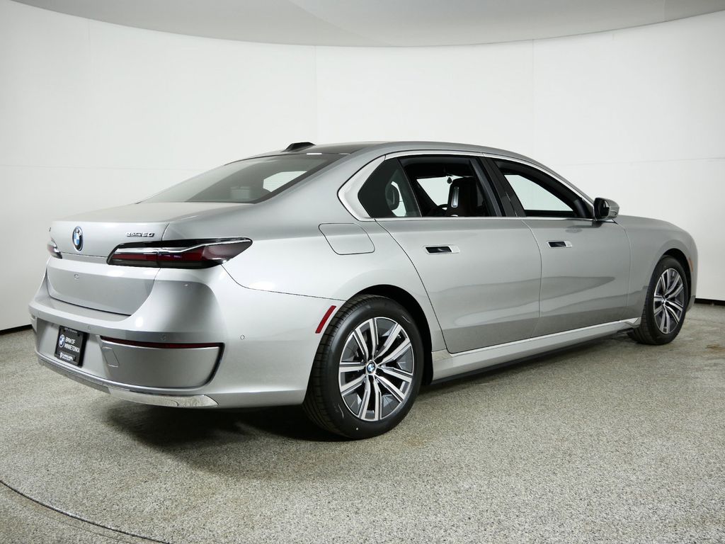 Thumbnail: 2024 BMW i7 - 8