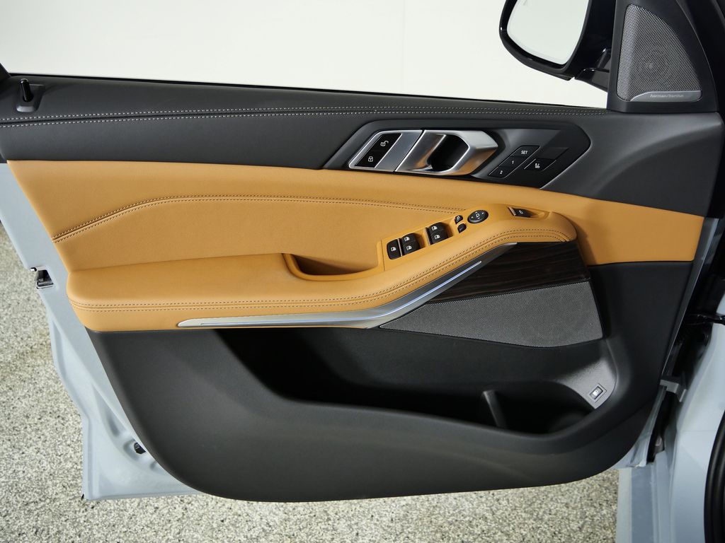 Thumbnail: 2026 BMW X5 - 34