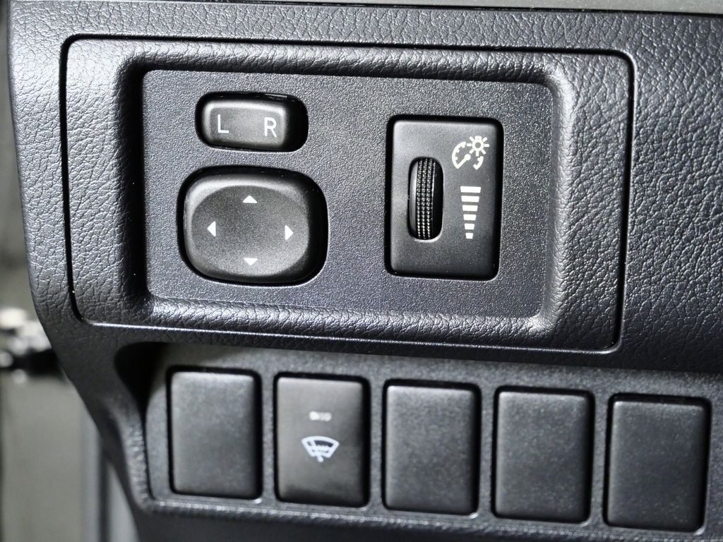 Thumbnail: 2013 Lexus CT - 36