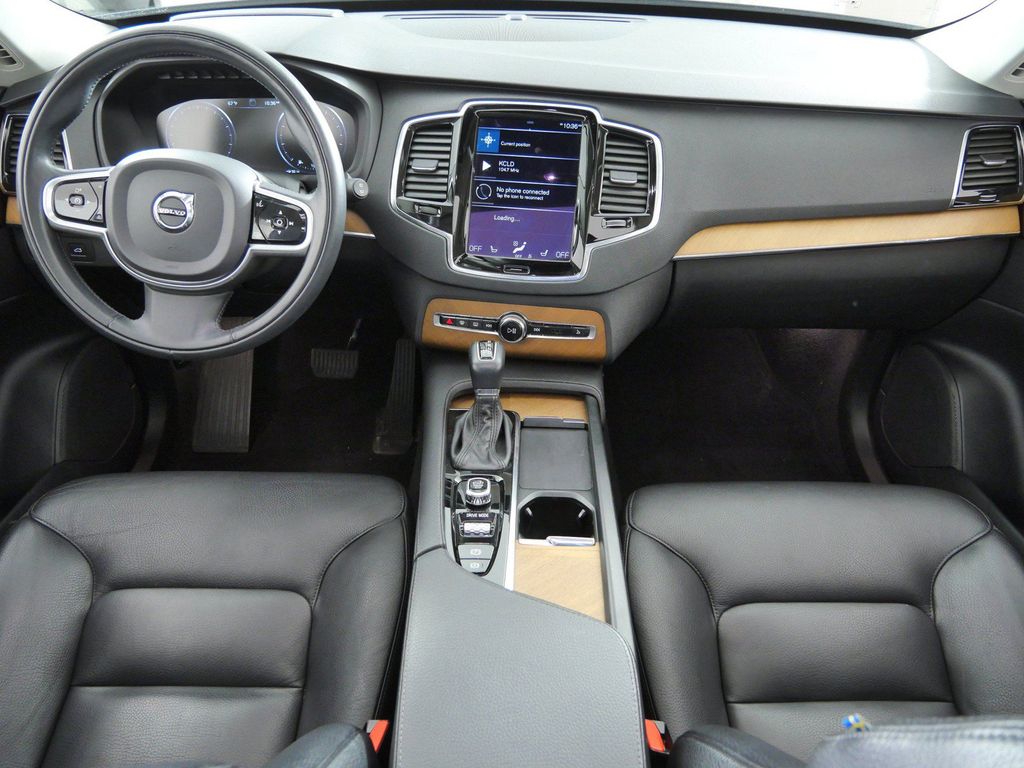 Thumbnail: 2021 Volvo XC90 - 6