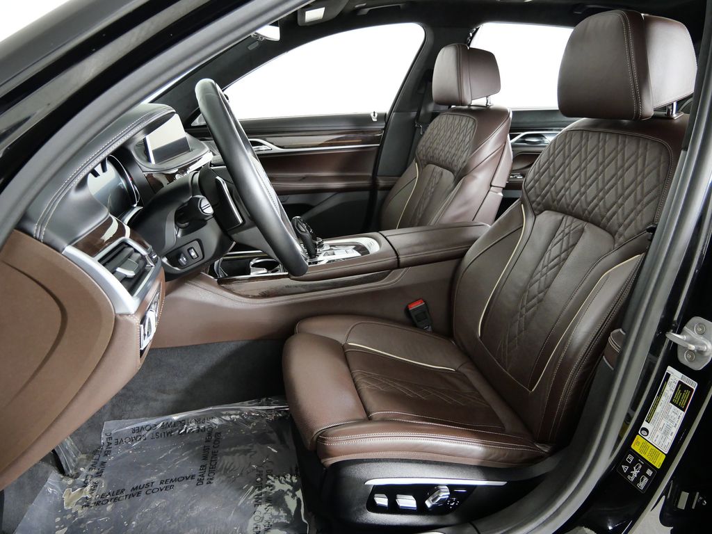 Thumbnail: 2016 BMW 7 Series - 35