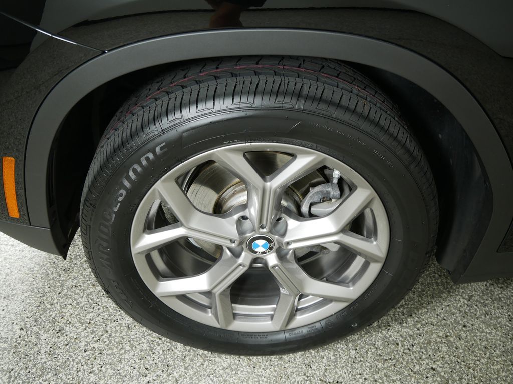 Thumbnail: 2022 BMW X3 - 22
